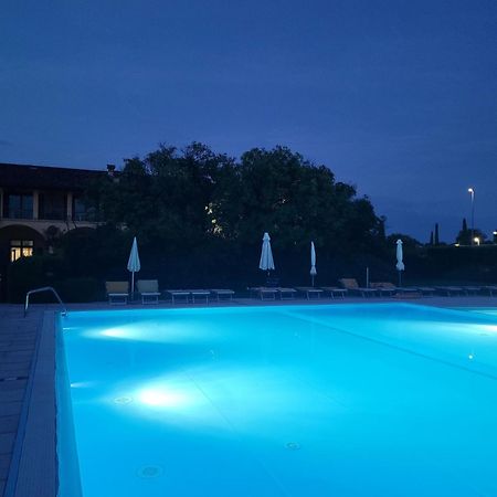Dolce Blu Sirmione Apartment Rivoltella del Garda Exterior foto