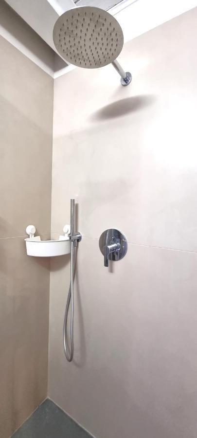 Dolce Blu Sirmione Apartment Rivoltella del Garda Exterior foto