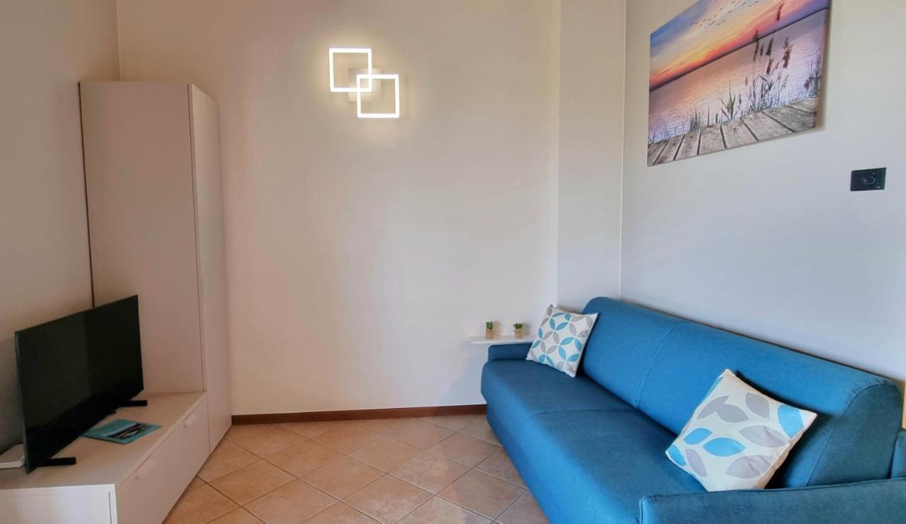 Dolce Blu Sirmione Apartment Rivoltella del Garda Exterior foto