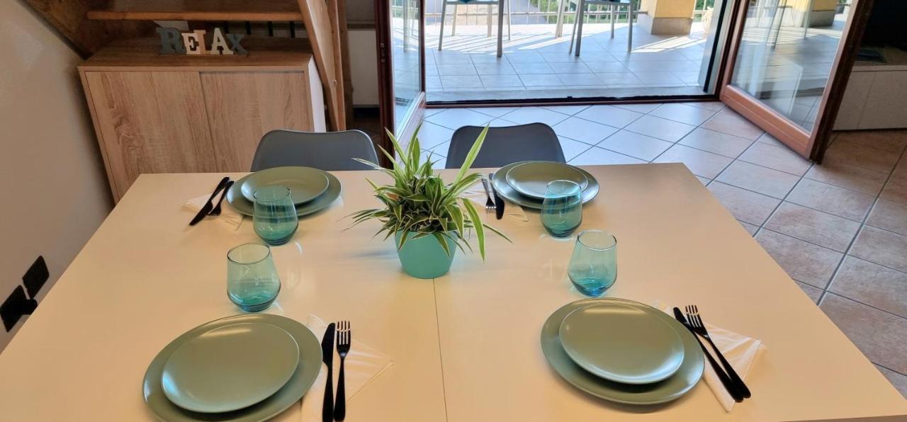 Dolce Blu Sirmione Apartment Rivoltella del Garda Exterior foto