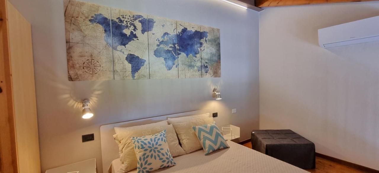 Dolce Blu Sirmione Apartment Rivoltella del Garda Exterior foto